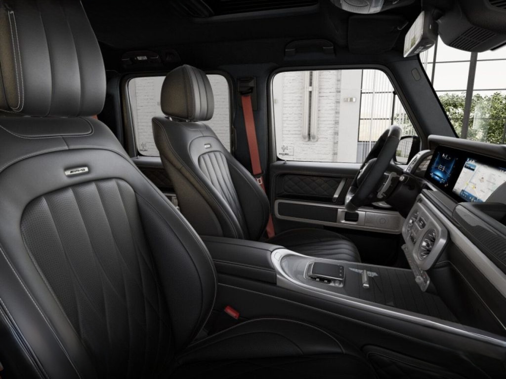 MERCEDES G 63 AMG | FACELIFT | SKLADEM | V8 BITURBO | německé předváděcí auto | černá matná Night Magno Manufaktur | černá kůže | maximální výbava | dovoz | ihned k předání | nákup online | auto eshop | AUTOiBUY.com